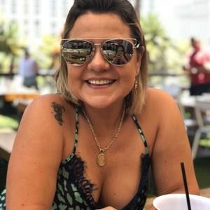 Meet your Posher, Ana